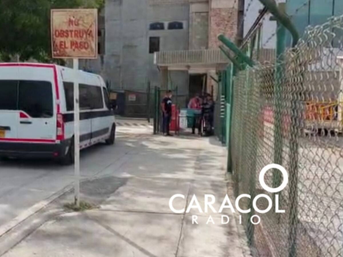 Exsenador Eduardo Pulgar es trasladado a La Picota