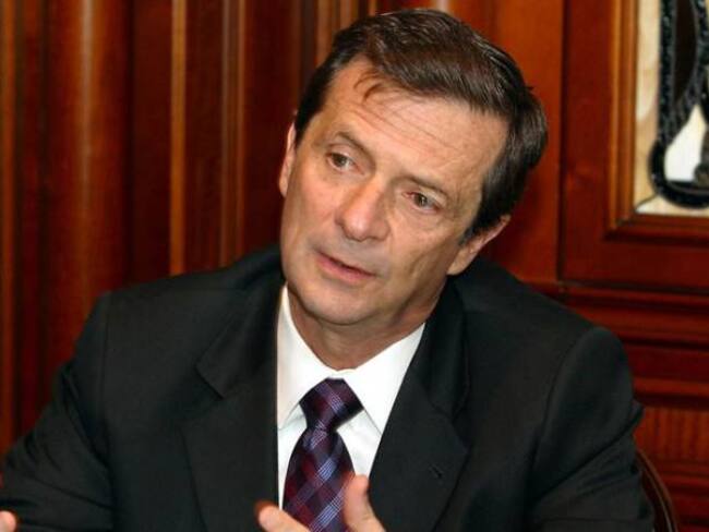 Consejo de Estado anularía destitución proferida contra el exministro Fernando Londoño