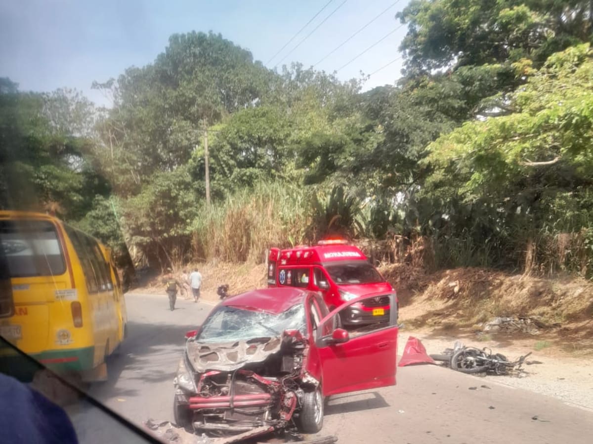 Tragedia en vías del Quindío, 2 jóvenes menores de 25 años de edad murieron en accidente de tránsito