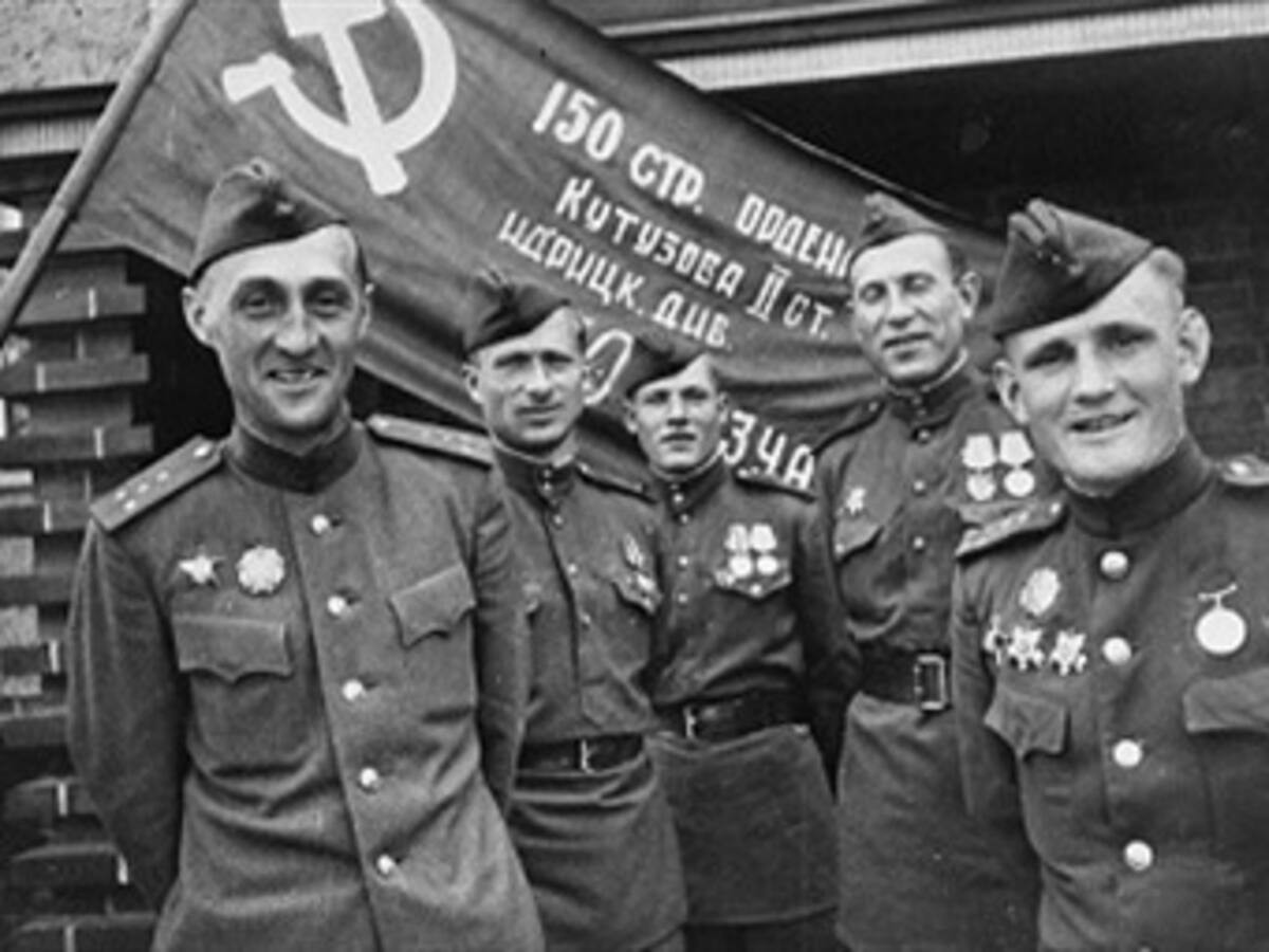 La misteriosa desaparición de documento que certifica la defunción de la URSS