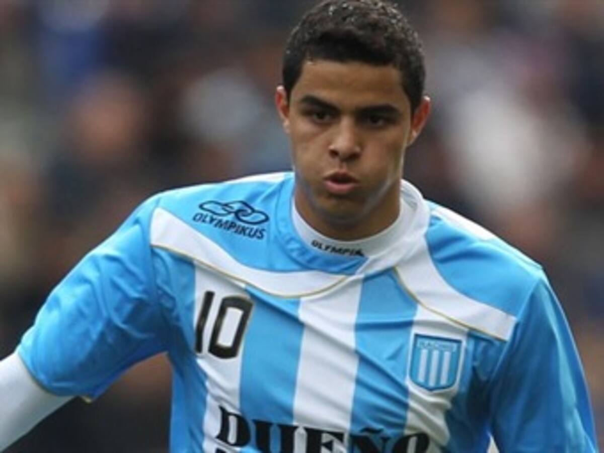 Médicos de Racing confirman seis meses de incapacidad para Gio Moreno