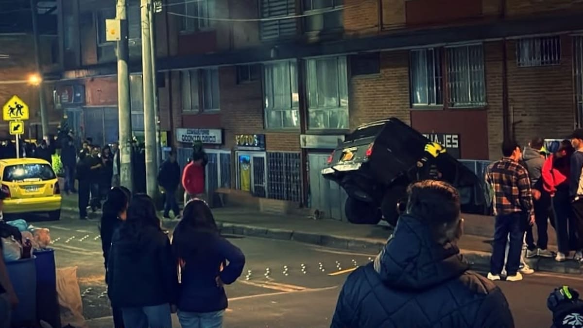 Historial de camioneta que se fugó tras arrollar a dos mujeres en Usaquén