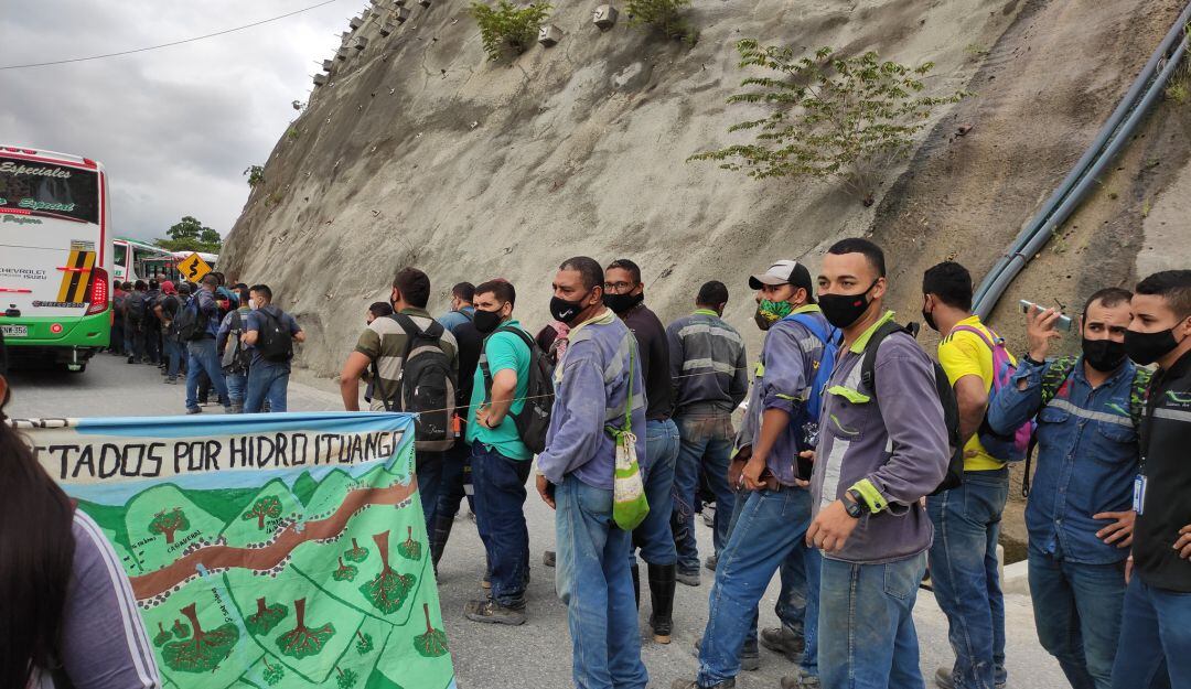 Plantón de Ríos Vivos