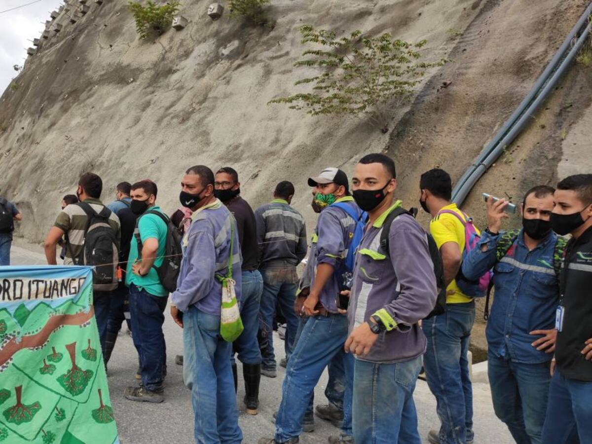 Alcalde Quintero se comprometió a reparar a las víctimas de Hidroituango