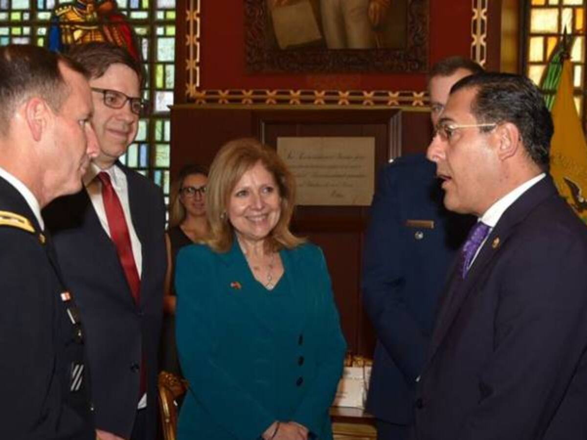 EEUU ofrece apoyo a Ecuador para combatir grupos criminales trasnacionales