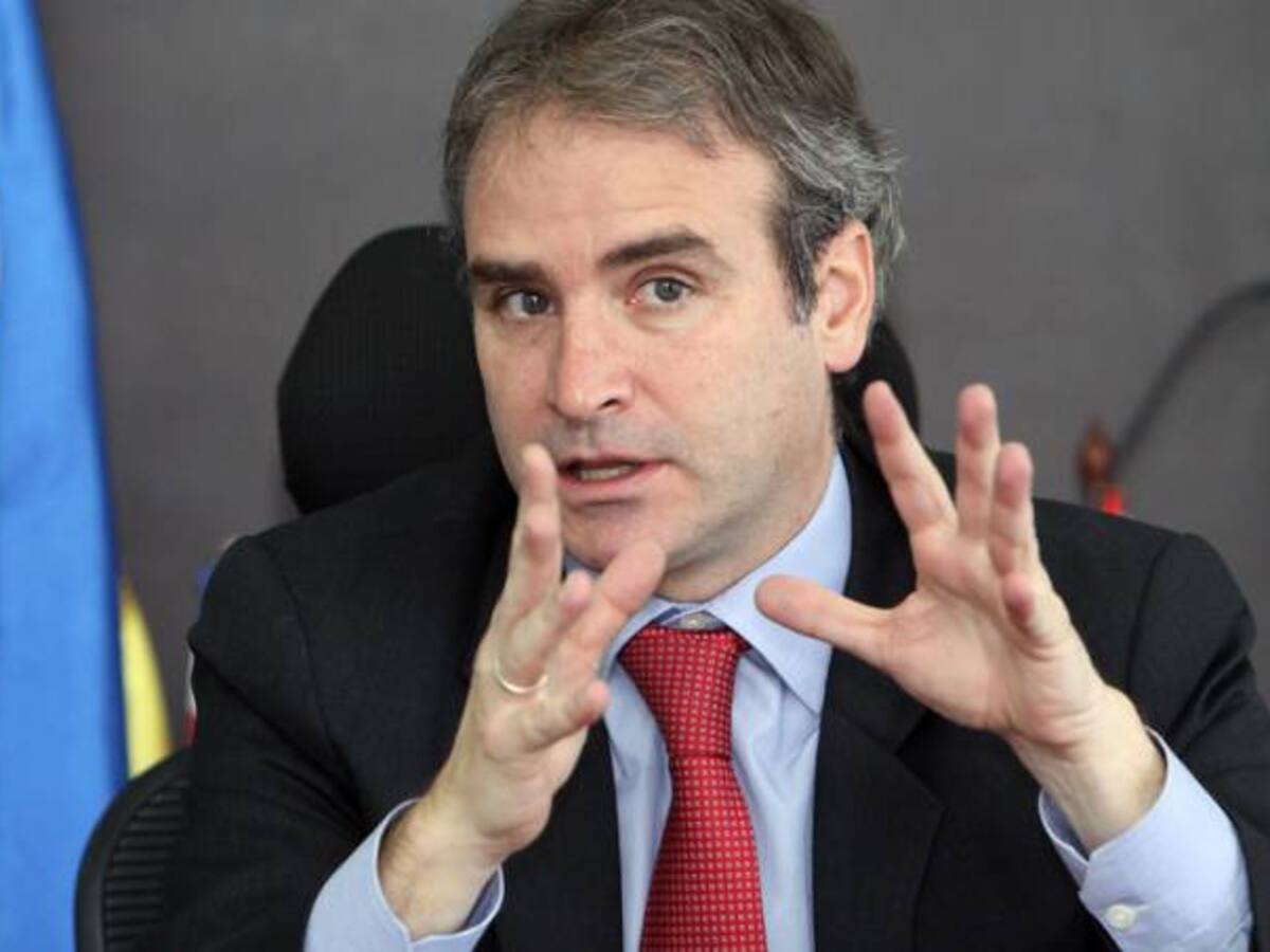 Superintendencia de Industria inicia investigación en contratación estatal