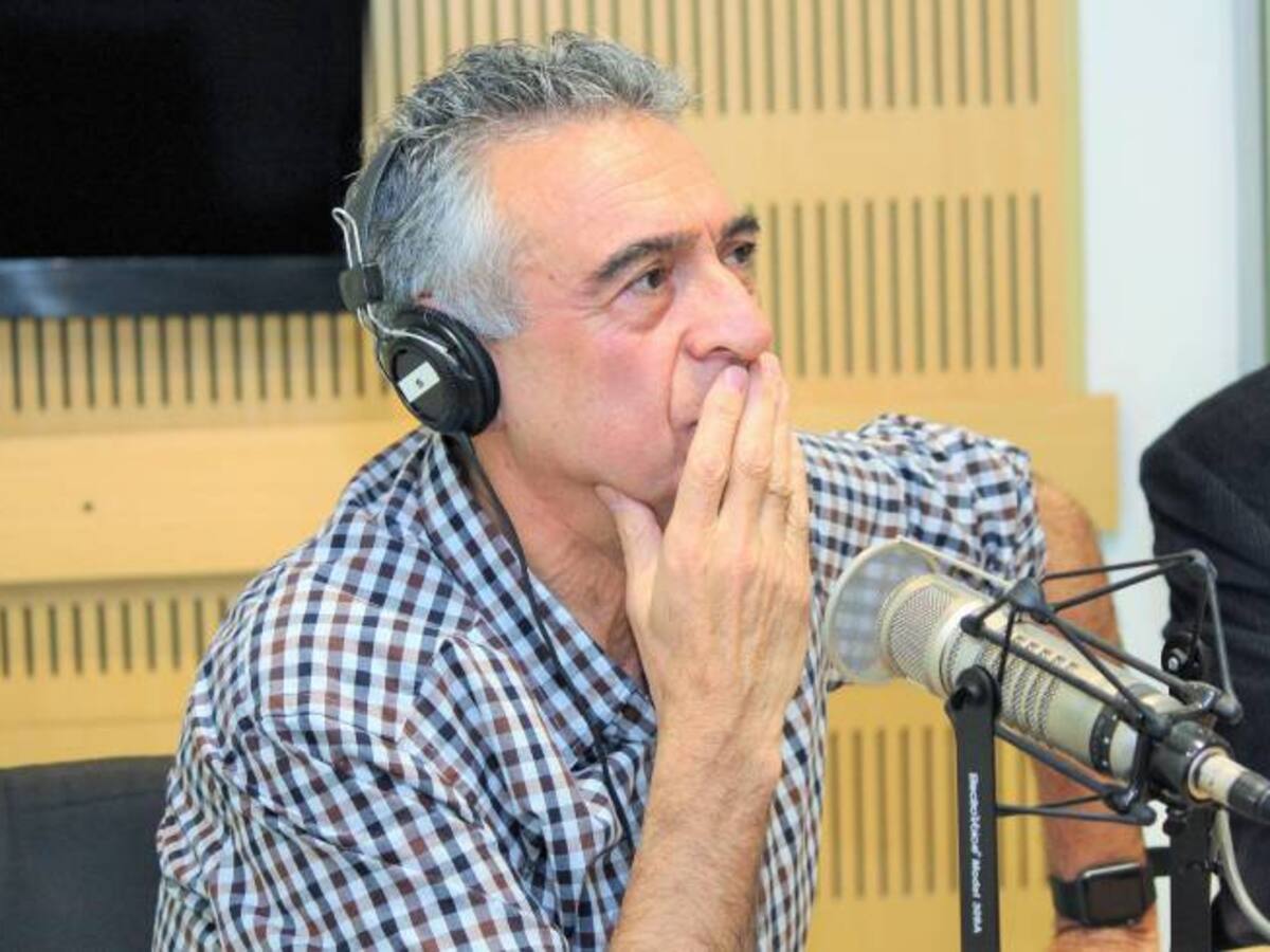 El rector de los Andes mezcla matoneo con opiniones de Carolina Sanín: Rafael Orduz