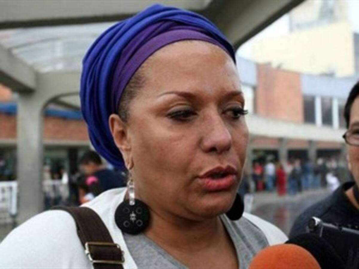 Atentados del Eln son normales en medio de negociaciones: Piedad Córdoba