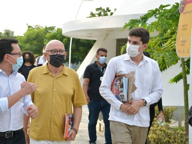 El Magdalena establece lazos internacionales con Francia Insumisa