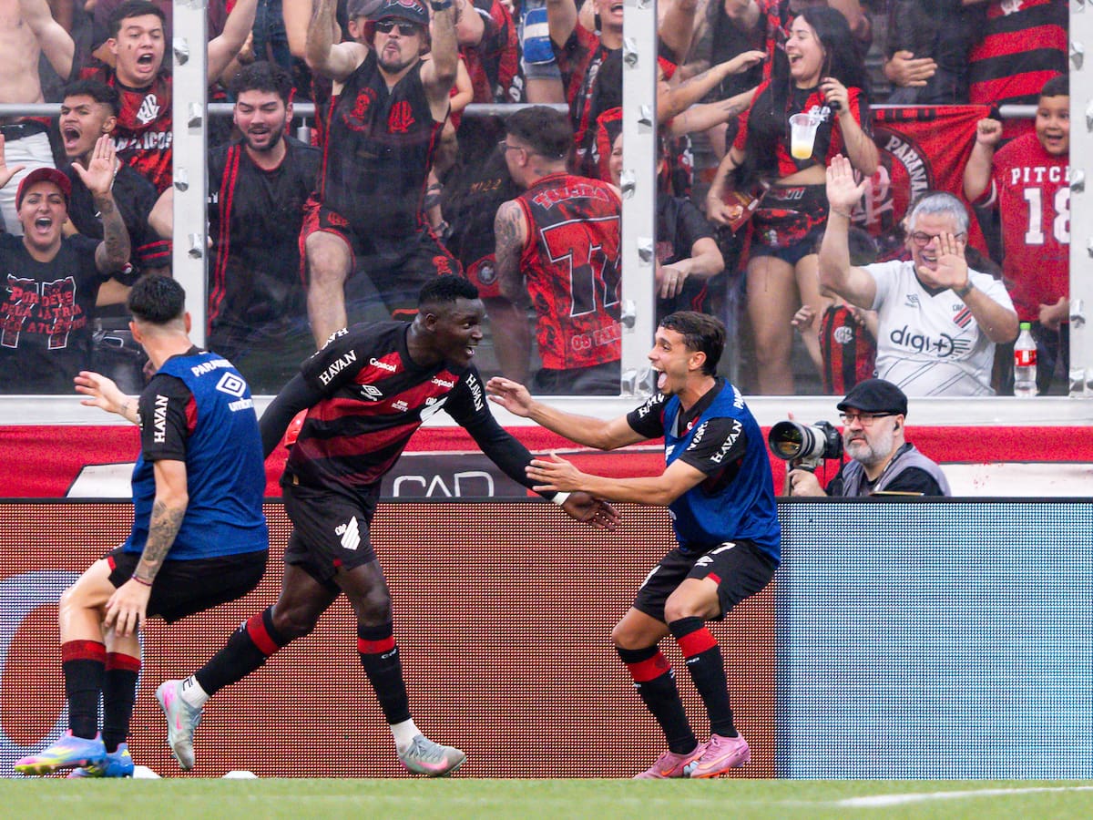 Kevin Viveros se postula como el mejor delantero del Campeonato Brasileño