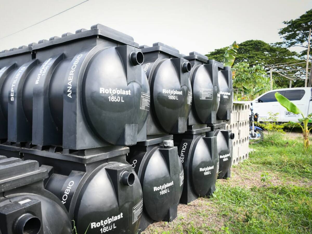 Cortolima entregó un sistema de aguas residuales en la población de Prado