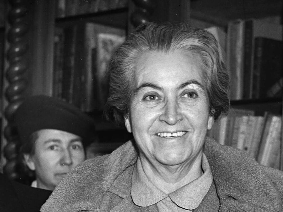 Poema de Gabriela Mistral sobre Jesús, en homenaje al Viernes Santos