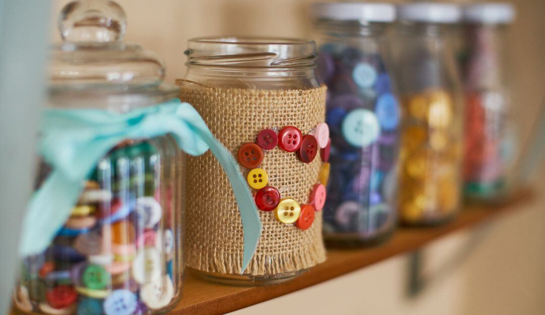 ¿Cómo hacer que un frasco de mermelada se convierta en un lindo regalo?