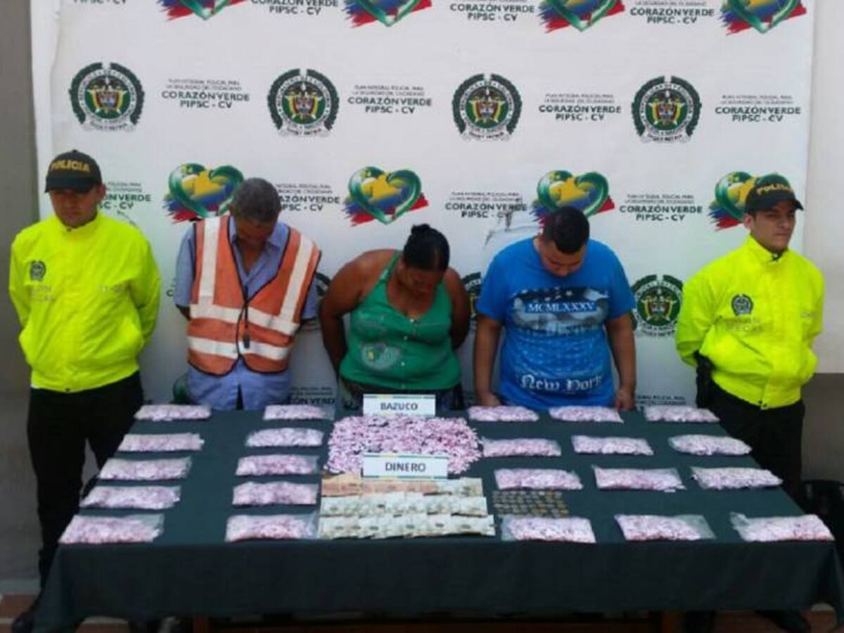 Capturan a “Los del Triangulo” con más de 10.000 dosis de bazuco en el oriente de Cali