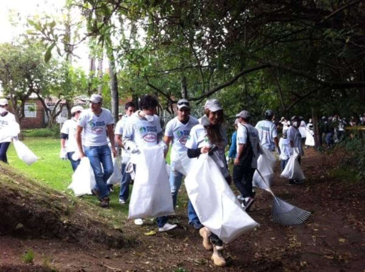 Artistas colombianos presentes en la actividad.