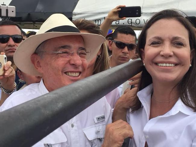 Álvaro Uribe y María Corina Machado.