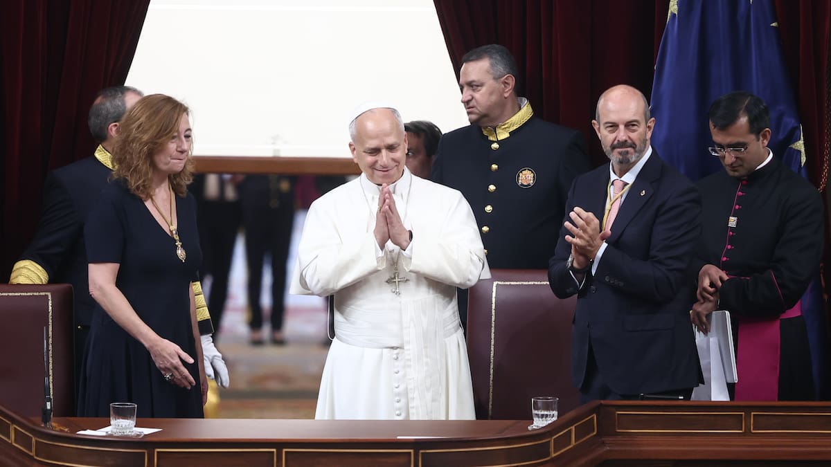 Papa León XIV pide justicia en casos de abuso de la iglesia y envía mensaje a los migrantes
