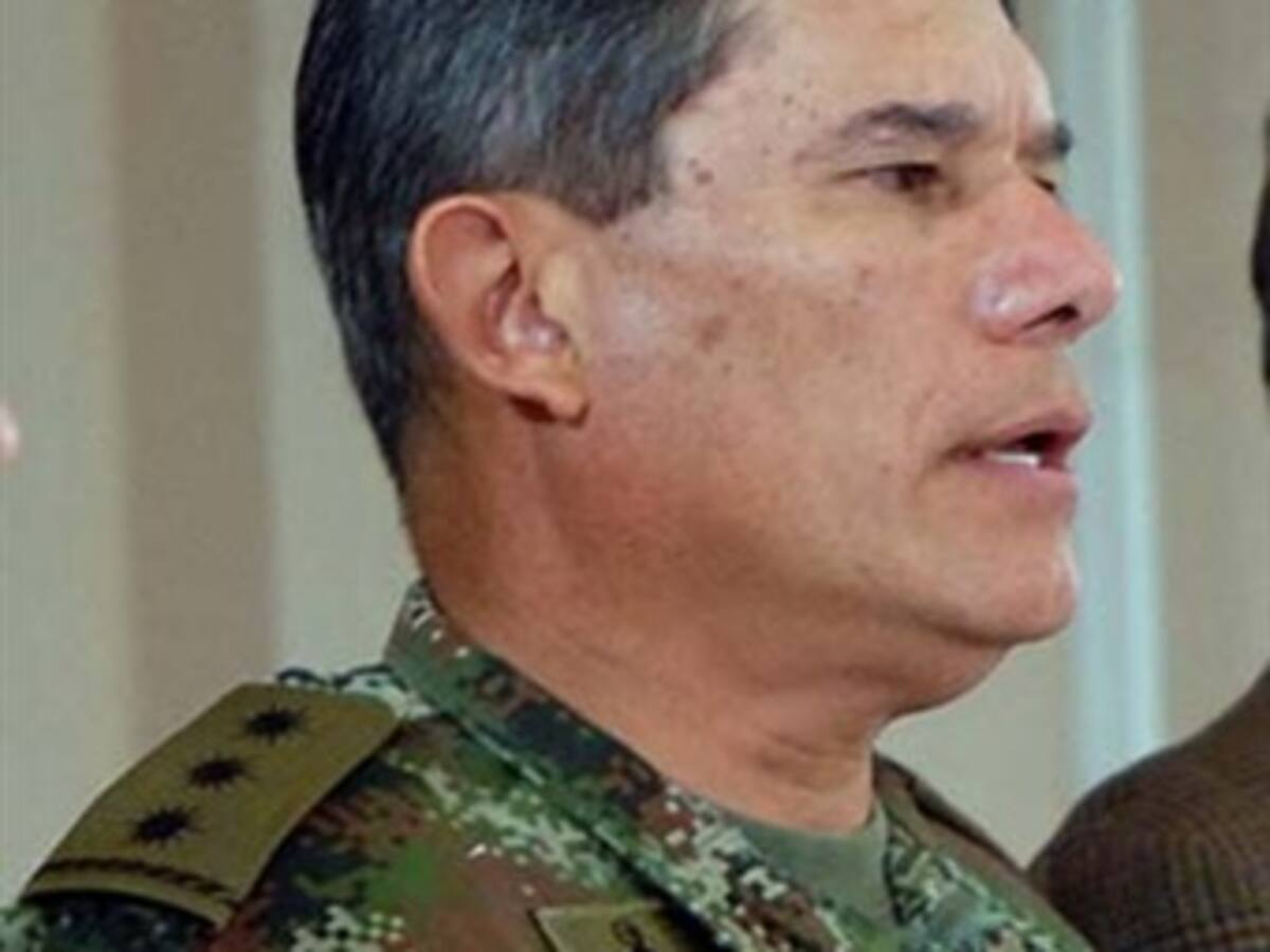 General Padilla: 'Hubo cuatro operaciones fallidas antes de abatir a Raúl Reyes'