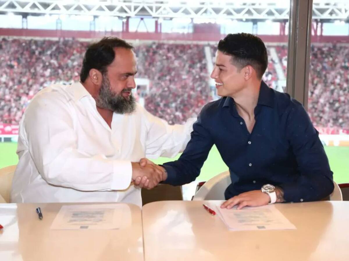 James Rodríguez es furor: presentó su dorsal y los hinchas corean su nombre