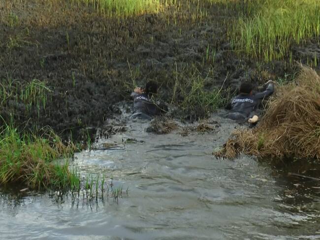 Bomberos buscan incendio- foto cortesía para Caracol Radio