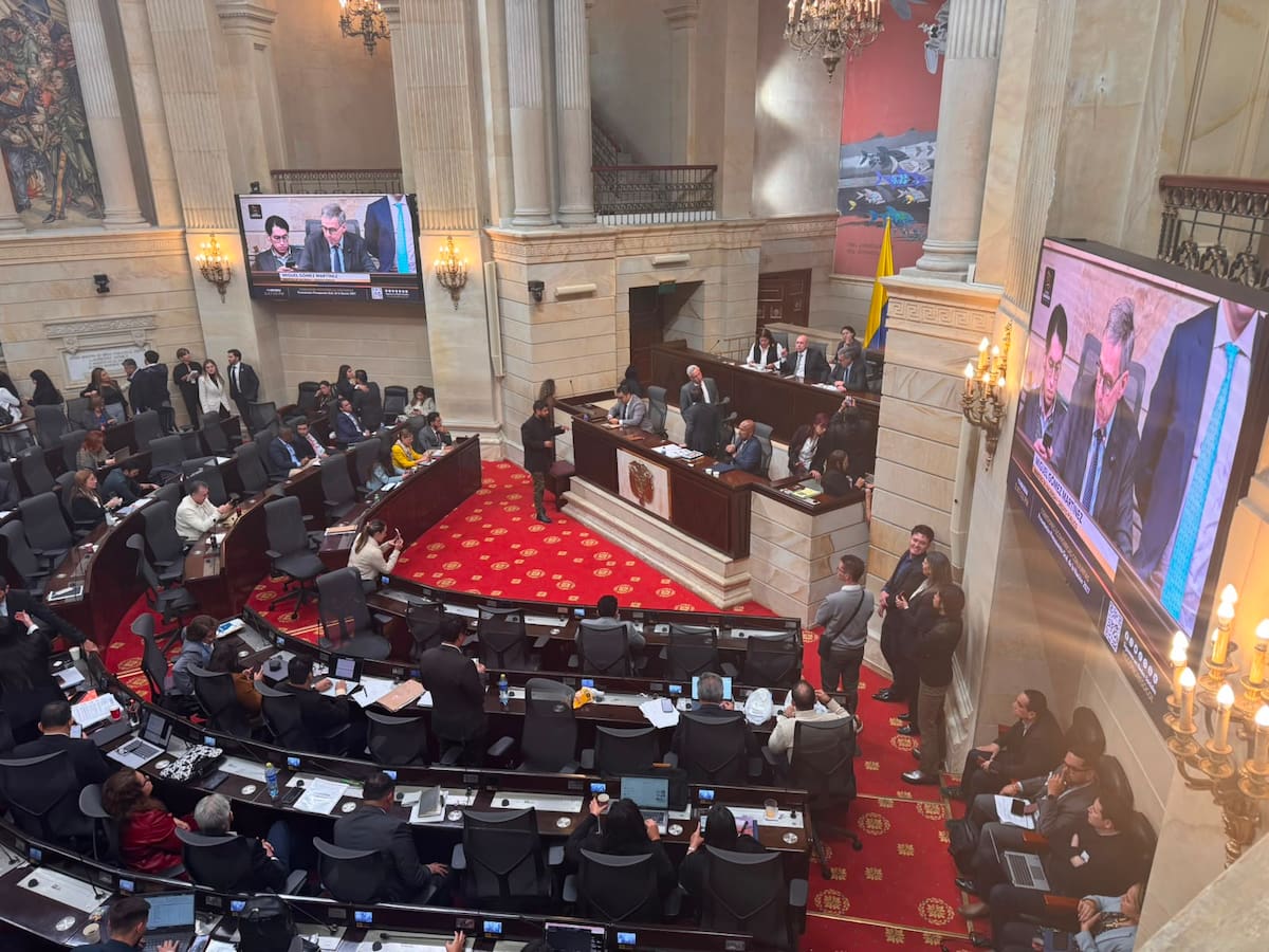 Se aprobó la devolución del presupuesto nacional presentado por el gobierno Petro por $575 billones