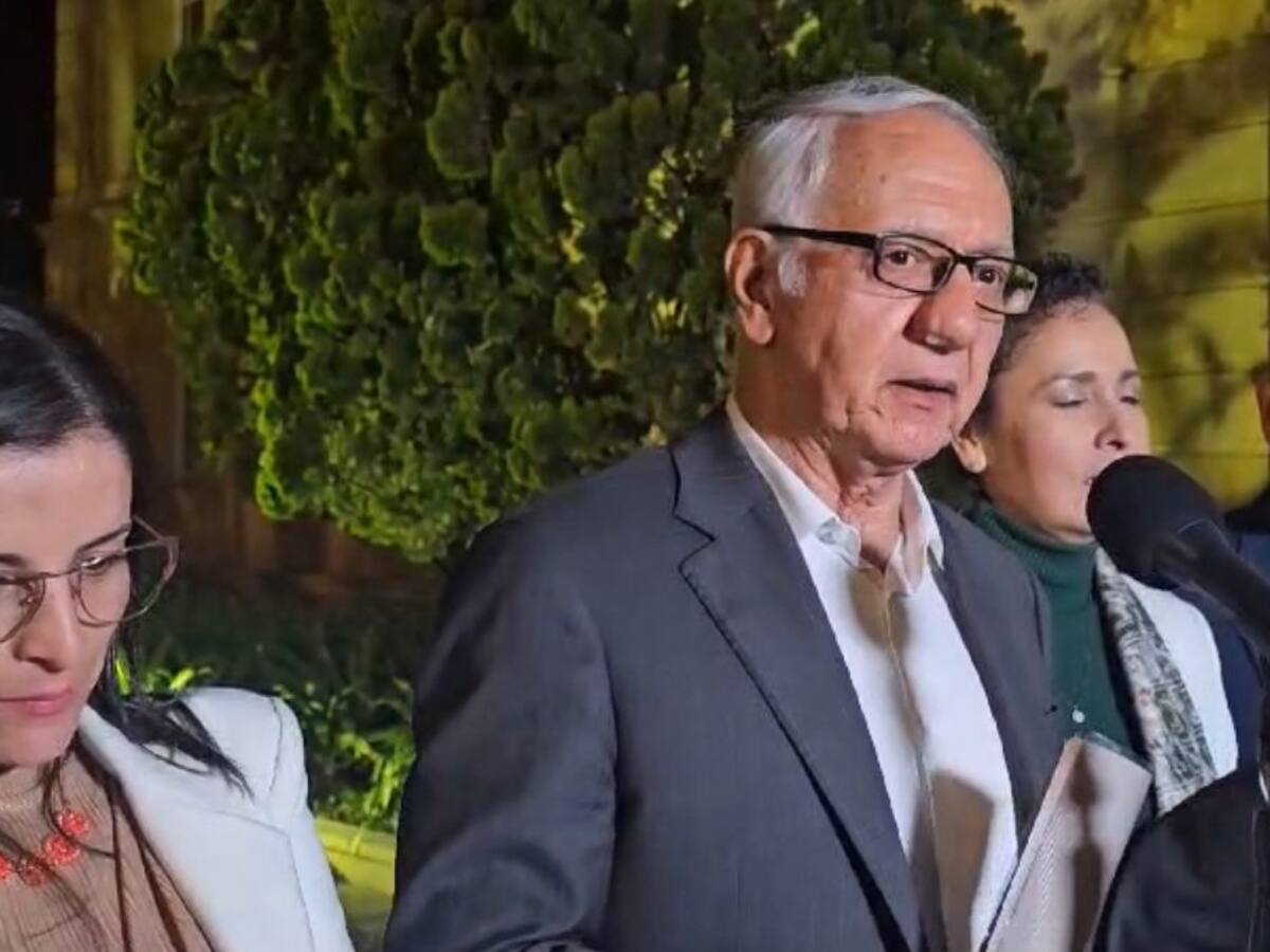 No pueden tener representación en el gobierno y hacer oposición: Minsalud a Alianza Verde