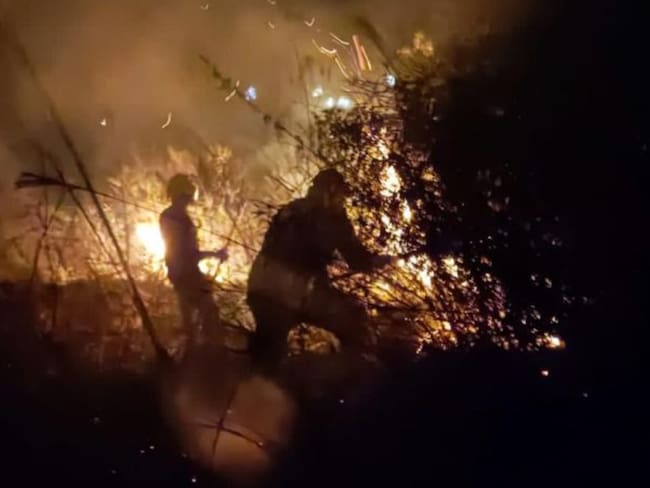 Quema de pólvora generó incendios forestales en el área