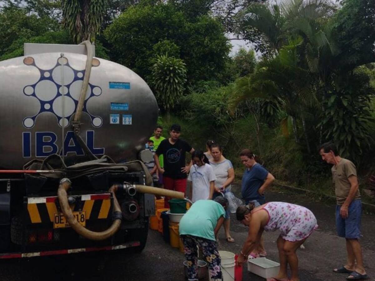 Sigue dolor de cabeza de Ibaguereños con el suministro de agua potable
