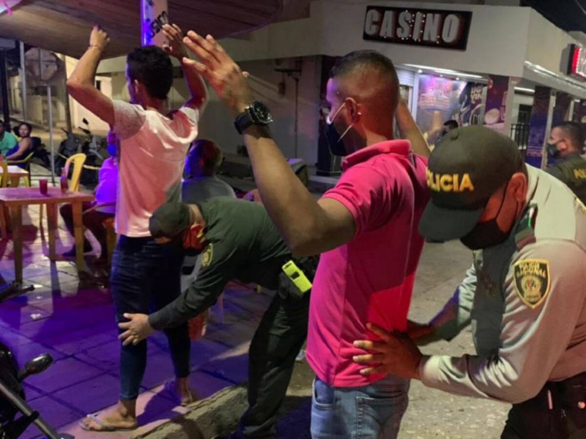 43 riñas y 54 fiestas escandalosas durante el fin de semana en Bolívar