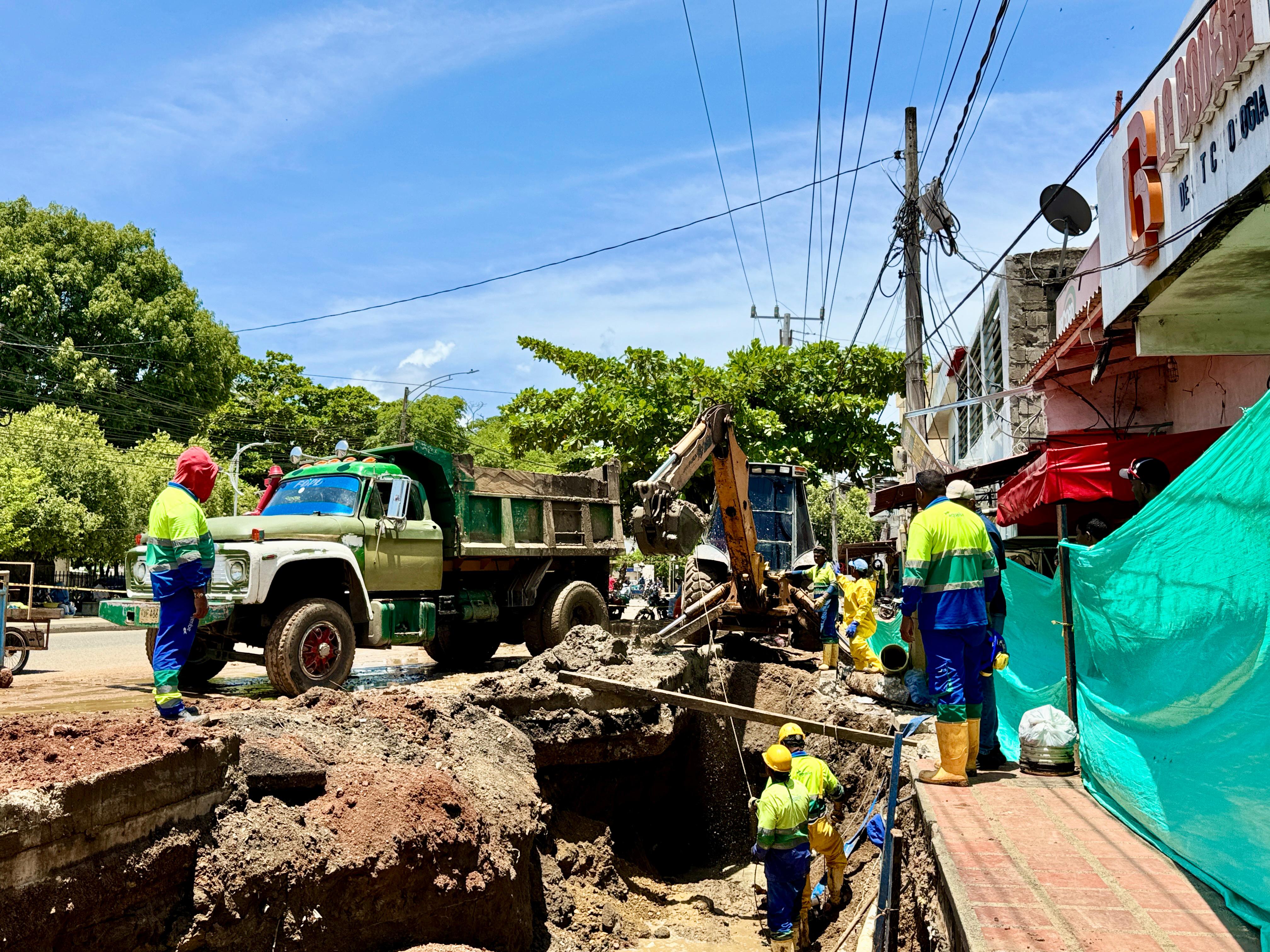 Aqualia renueva red del alcantarillado en el barrio Kennedy de Santa Cruz de Lorica