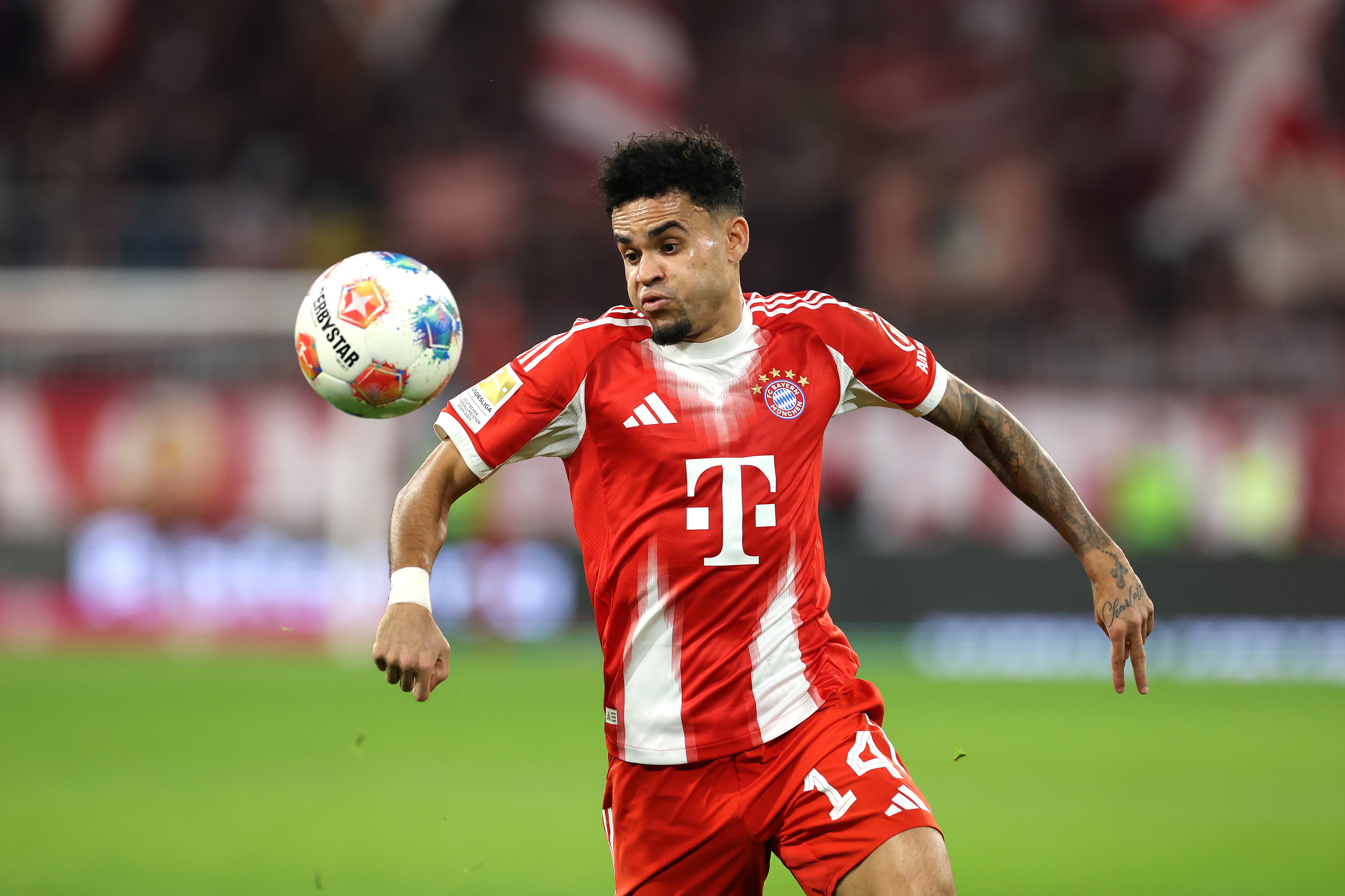 Luis Díaz, extremo colombiano del Bayern Múnich. (Photo by Alexander Hassenstein/Getty Images)