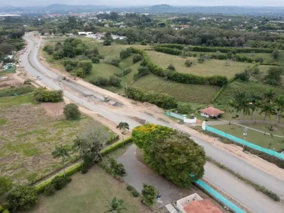 Concejal pereirano exhortó al Senador Gallo a responder por detrimento de la Av. Los Colibríes