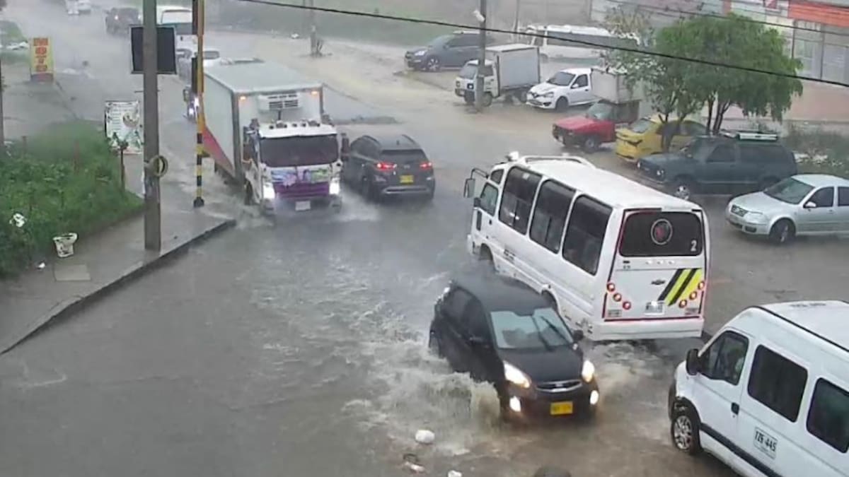 Inundaciones, alto tráfico y suspensión de clases: Así amanece Bogotá tras la emergencia