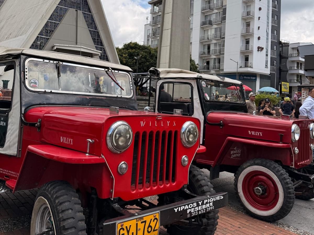Semana Santa en Armenia: recorrer en Jeep Willys los templos católicos y el museo religioso