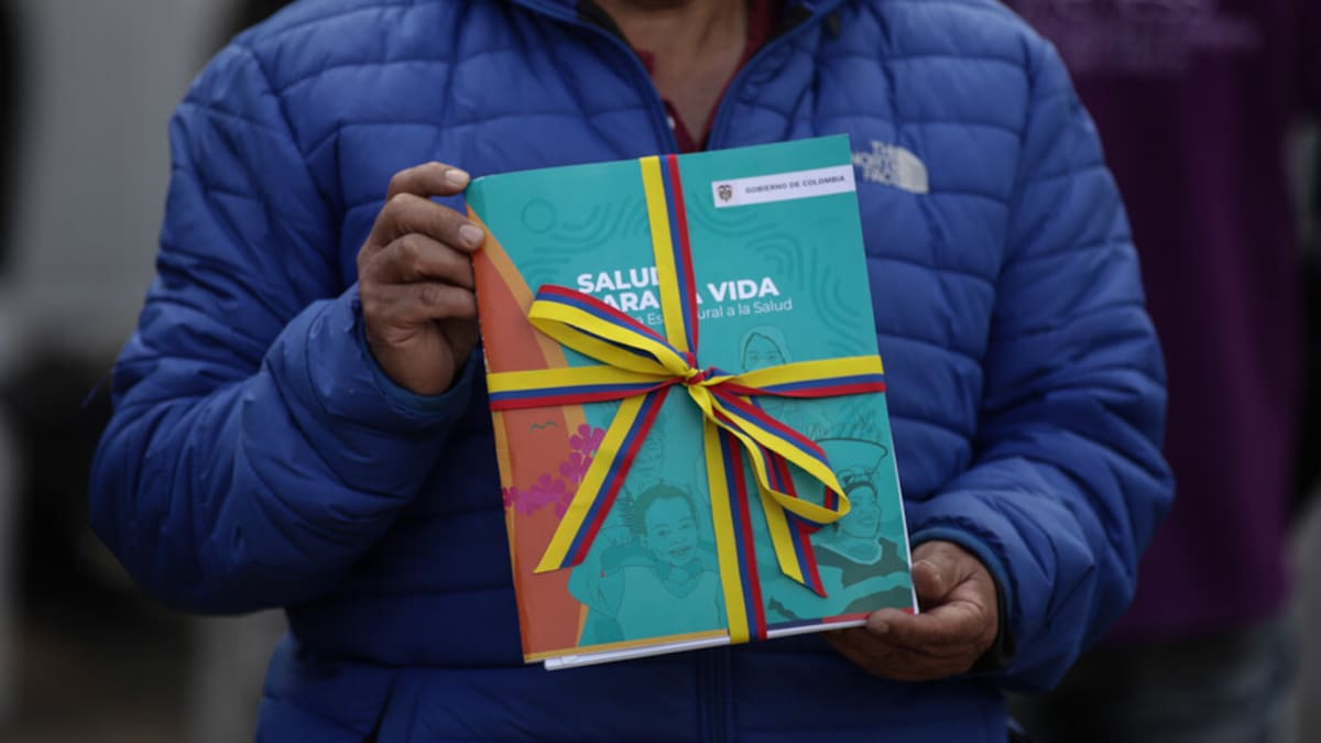 Opinómetro: 49% de los colombianos en desacuerdo con reforma a la salud; el 39% la aprueba