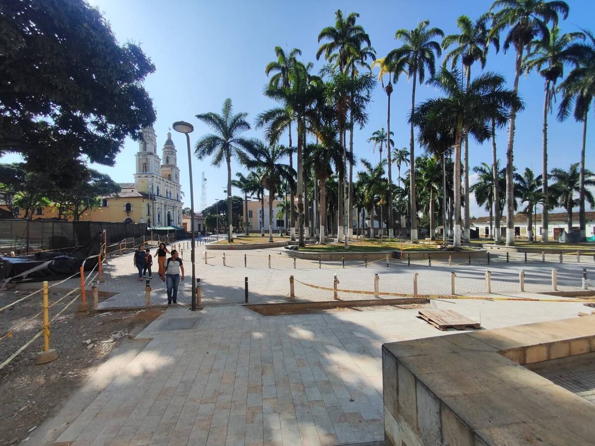 Hallan irregularidades en la remodelación de parques en Bucaramanga