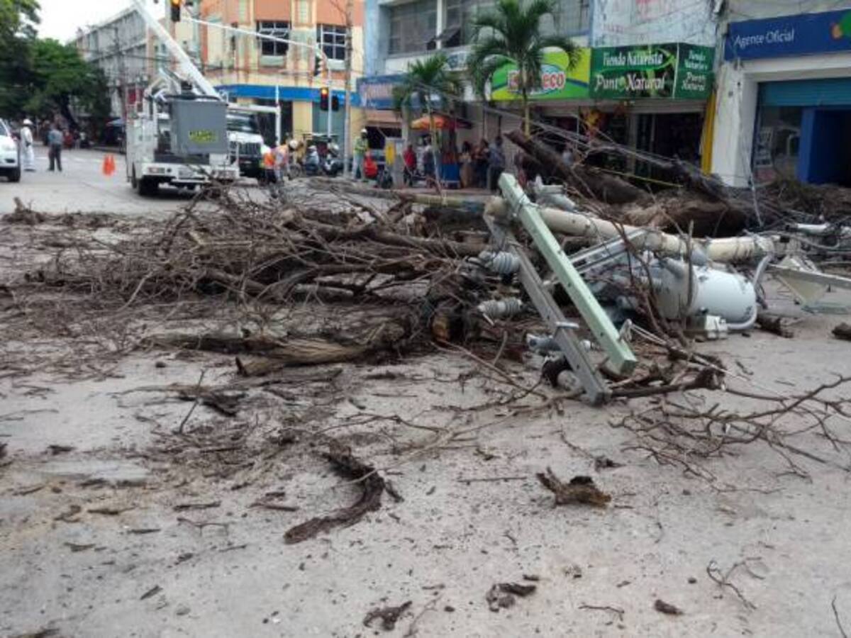 Más de 200 locales sin energía en el centro de Barranquilla