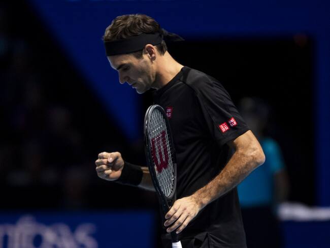 Federer supera a Berrettini y aspira a las semifinales
