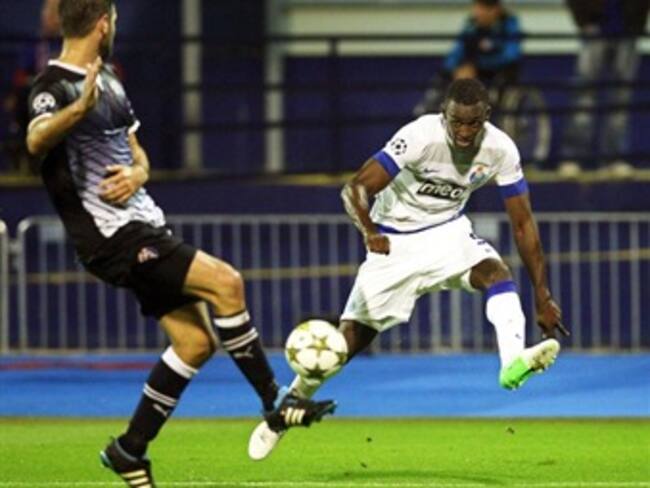 Porto, con James y Jackson, venció 2-0 al Dínamo de Zagreb en su debut