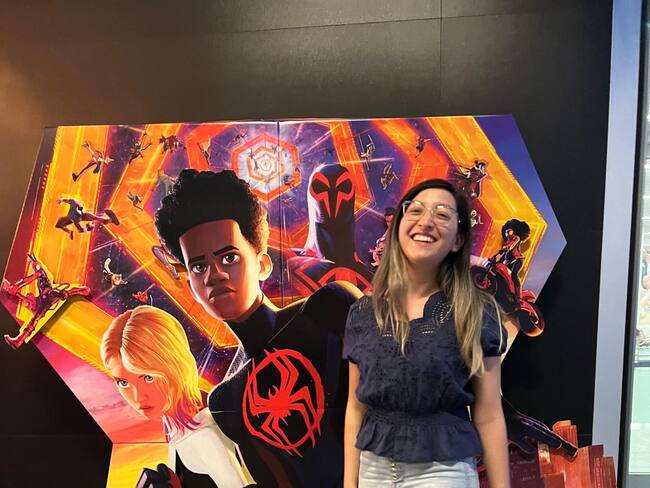 María José Herrera, la colombiana y mánager de producción de SpiderMan Across the Spider-Verse