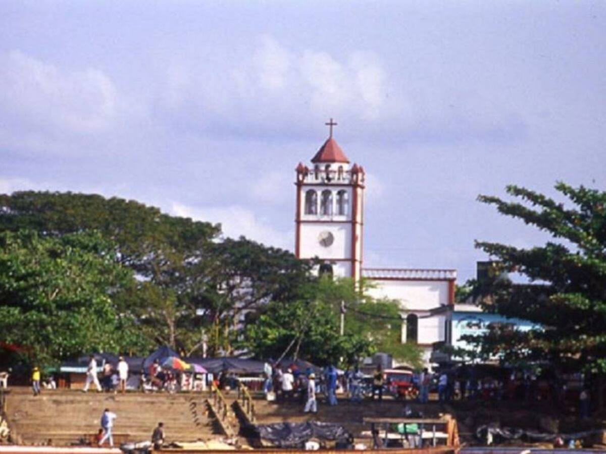 Decretan toque de queda y ley seca en El Bagre, Antioquia, por la violencia