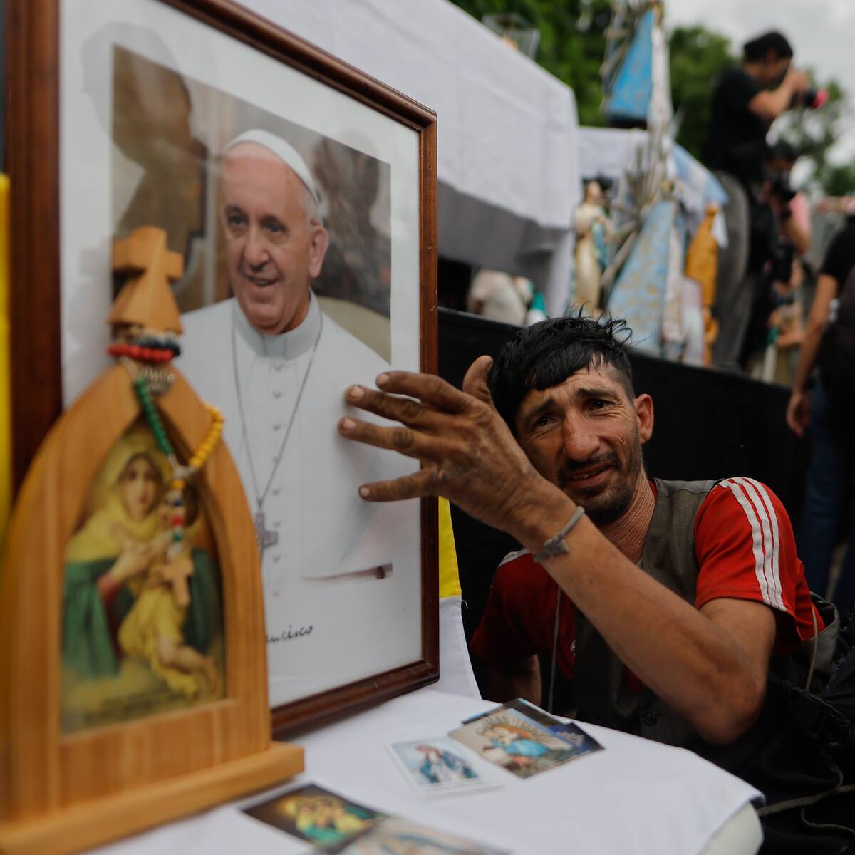 Salud del papa Francisco: en estado “crítico pero estacionario”
