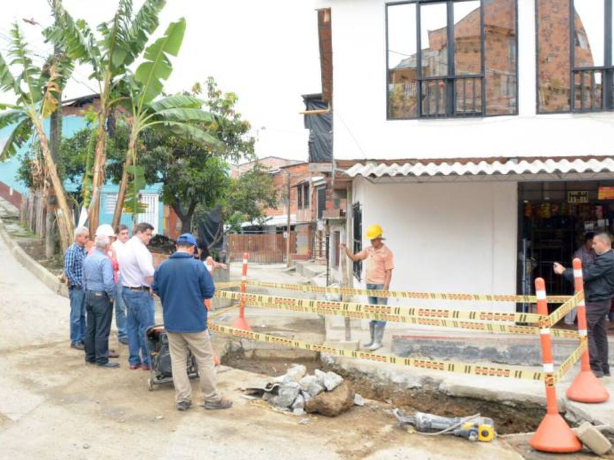 Las obras de los colectores en las quebradas van en el 95%