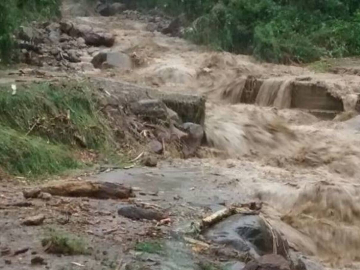 Balance de lluvias 1er semestre en Caldas: 3.500 personas afectadas y 1.308 viviendas con daños
