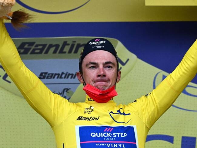 Yves Lampaert festeja con emoción el liderato del Tour de Francia.
