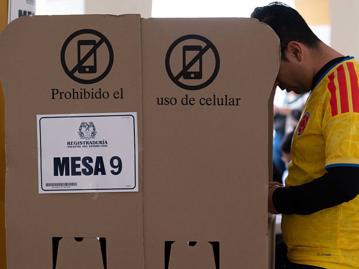 Abogado que liderará impugnación de Cepeda advierte “centenares de irregularidades” en elecciones
