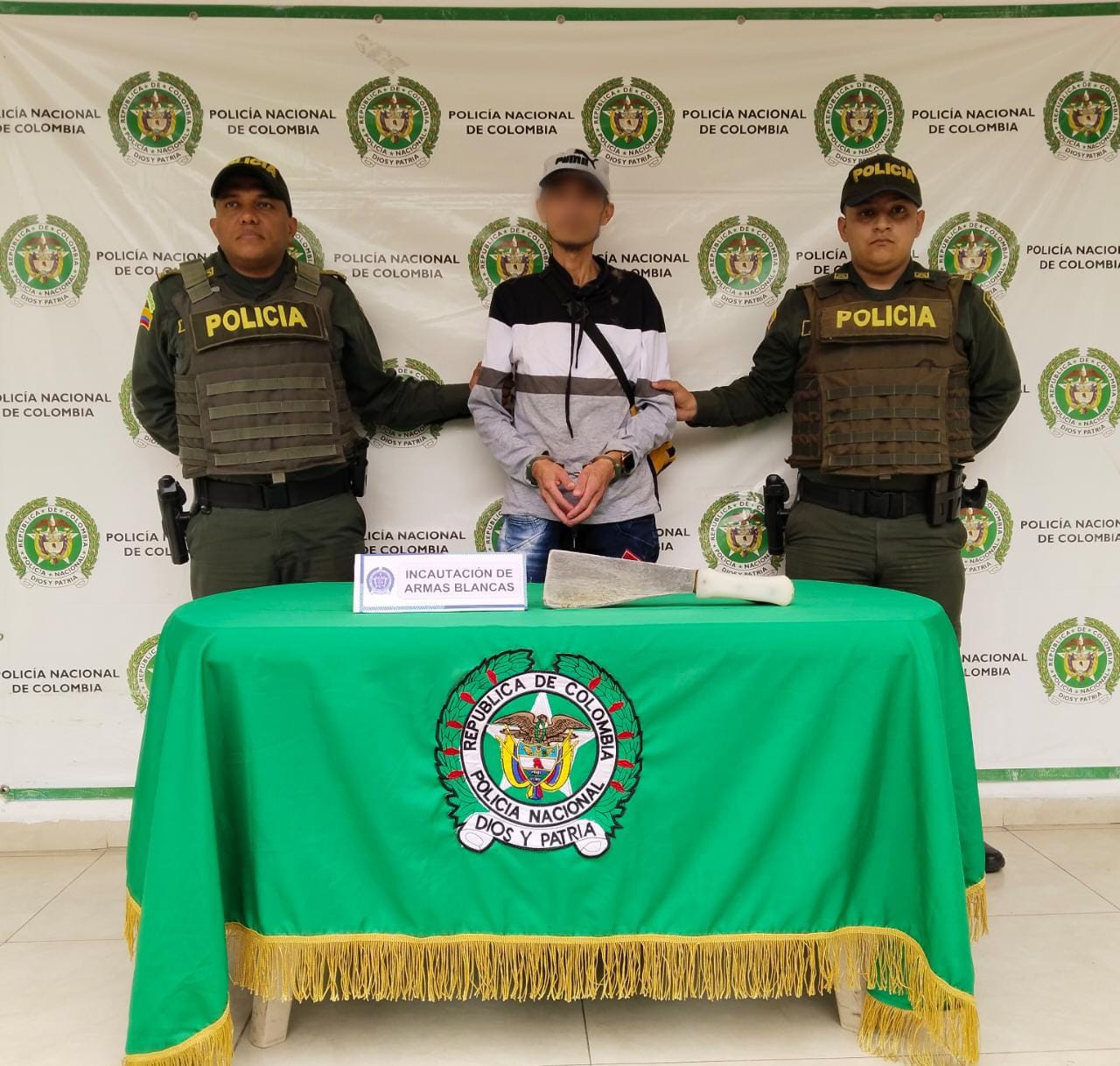 La Policía designó una patrulla de protección ambiental que estará atenta del cuidado y la evolución de 'Toby' y junto a la Fiscalía adelanta las acciones con el fin de asegurar una condena ejemplar al agresor del canino.