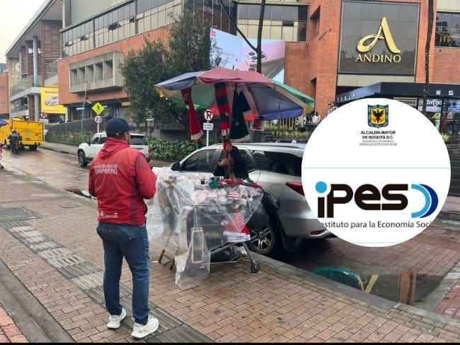 Vendedora ambulante retirada de la zona T es integrada a ruta de empleabilidad del Distrito