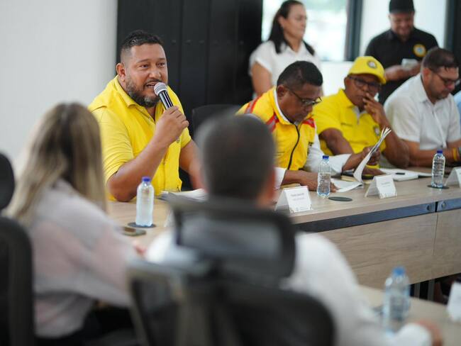 Taxis nuevos a conductoras para impulsar la equidad en la movilidad