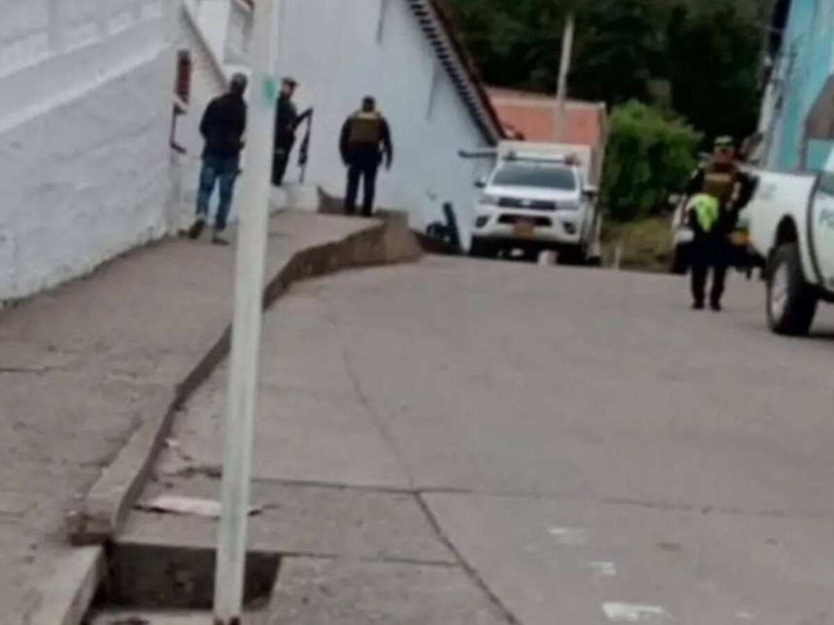 Alarma en Cerrito, Santander, por paquete sospechoso en un establecimiento comercial
